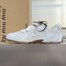 顶级版本:情侣款 缪缪MiuMiu x New Balance NB530 情侣款 休闲 运动鞋 阿甘鞋 德训鞋 原版购 顶级版本:情侣款 缪缪MiuMiu x New Balance NB530 情侣款 休闲 运动鞋 阿甘鞋 德训鞋 原版购