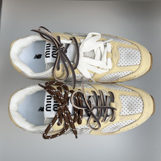 顶级版本:情侣款 缪缪MiuMiu x New Balance NB530 情侣款 休闲 运动鞋 阿甘鞋 德训鞋 原版购 顶级版本:情侣款 缪缪MiuMiu x New Balance NB530 情侣款 休闲 运动鞋 阿甘鞋 德训鞋 原版购