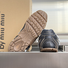 顶级版本:情侣款 缪缪MiuMiu x New Balance NB530 情侣款 休闲 运动鞋 阿甘鞋 德训鞋 原版购 顶级版本:情侣款 缪缪MiuMiu x New Balance NB530 情侣款 休闲 运动鞋 阿甘鞋 德训鞋 原版购
