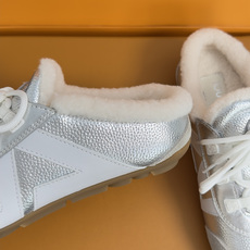顶级版本:女款 LV路易威登 L家 驴牌 最新Sneakerina系列 玛丽珍 芭蕾运动鞋 德训鞋 休闲 平底鞋 本款 顶级版本:女款 LV路易威登 L家 驴牌 最新Sneakerina系列 玛丽珍 芭蕾运动鞋 德训鞋 休闲 平底鞋 本款