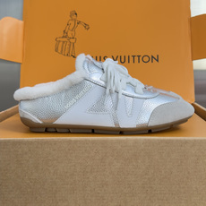 顶级版本:女款 LV路易威登 L家 驴牌 最新Sneakerina系列 玛丽珍 芭蕾运动鞋 德训鞋 休闲 平底鞋 本款 顶级版本:女款 LV路易威登 L家 驴牌 最新Sneakerina系列 玛丽珍 芭蕾运动鞋 德训鞋 休闲 平底鞋 本款