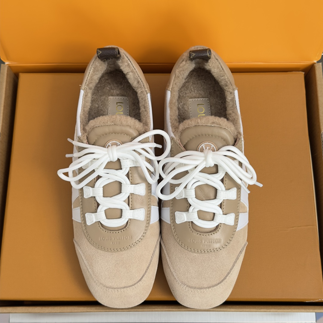 顶级版本：女款 LV路易威登 L家 驴牌 最新Sneakerina系列 玛丽珍 芭蕾运动鞋 德训鞋 休闲 平底鞋 本款 