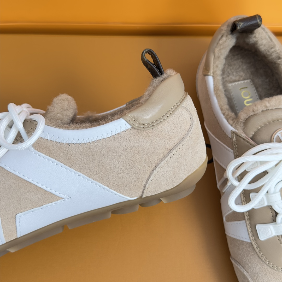 顶级版本：女款 LV路易威登 L家 驴牌 最新Sneakerina系列 玛丽珍 芭蕾运动鞋 德训鞋 休闲 平底鞋 本款 