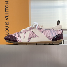 顶级版本:女款 LV路易威登 L家 驴牌 最新Sneakerina系列 玛丽珍 芭蕾运动鞋 德训鞋 休闲 平底鞋 本款 顶级版本:女款 LV路易威登 L家 驴牌 最新Sneakerina系列 玛丽珍 芭蕾运动鞋 德训鞋 休闲 平底鞋 本款
