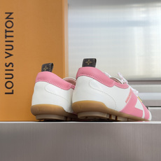 顶级版本:女款 LV路易威登 L家 驴牌 最新Sneakerina系列 玛丽珍 芭蕾运动鞋 德训鞋 休闲 平底鞋 本款 顶级版本:女款 LV路易威登 L家 驴牌 最新Sneakerina系列 玛丽珍 芭蕾运动鞋 德训鞋 休闲 平底鞋 本款