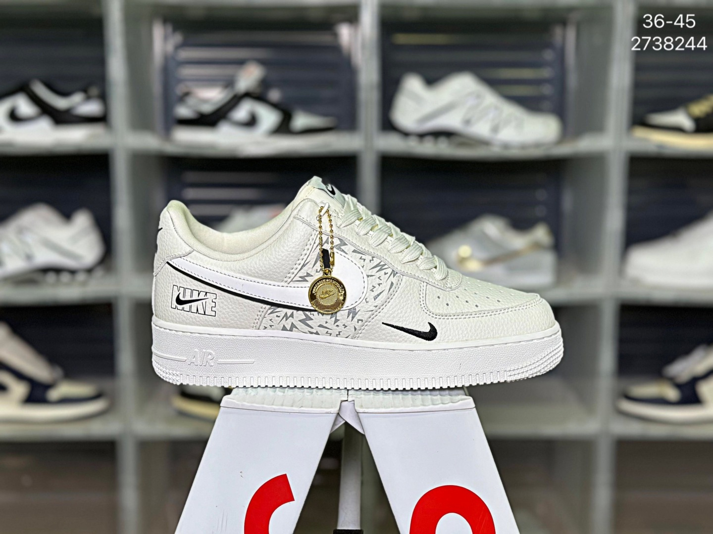 Nike Air Force 1 – 2738244