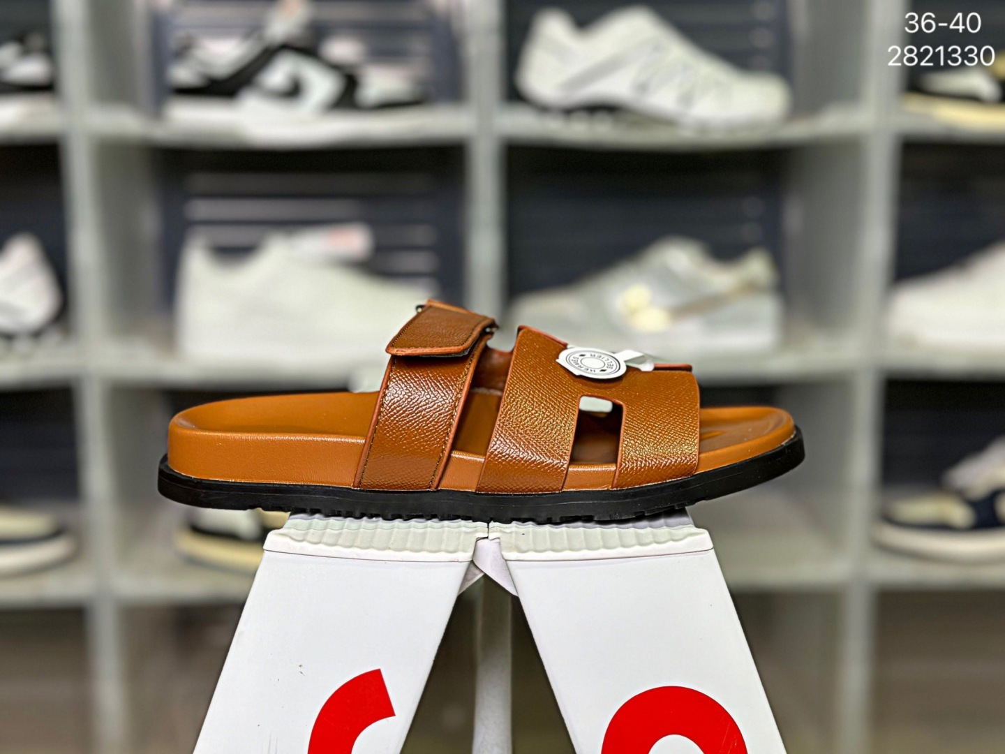 Hermes Chris Claquettes – SNEAKERFEMMEADDICT