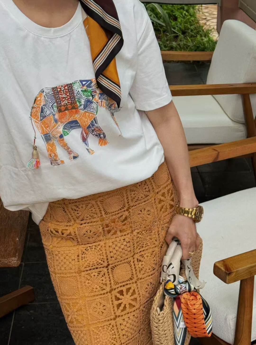 High-Quality Women’s Suit Collection with Unique Embroidery and Tailoring Styles - 图片 1