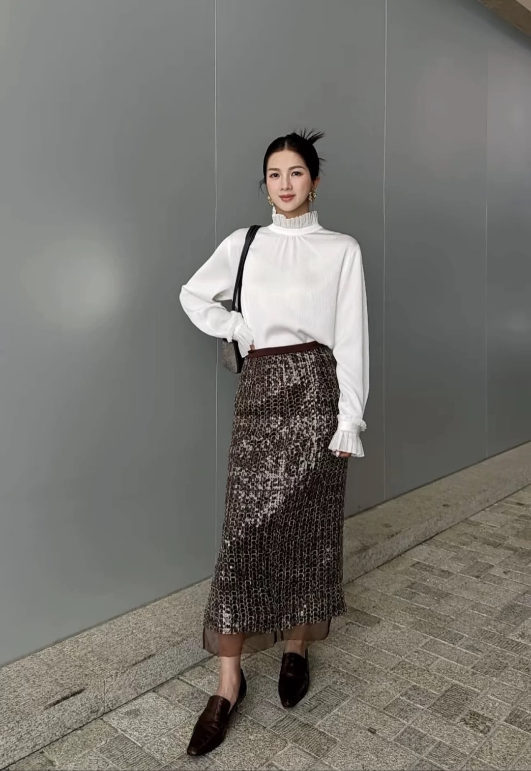 “High-Quality Women’s Suit with Acrylic Shirt for Commuting Atmosphere in Various Sizes” - 图片 2