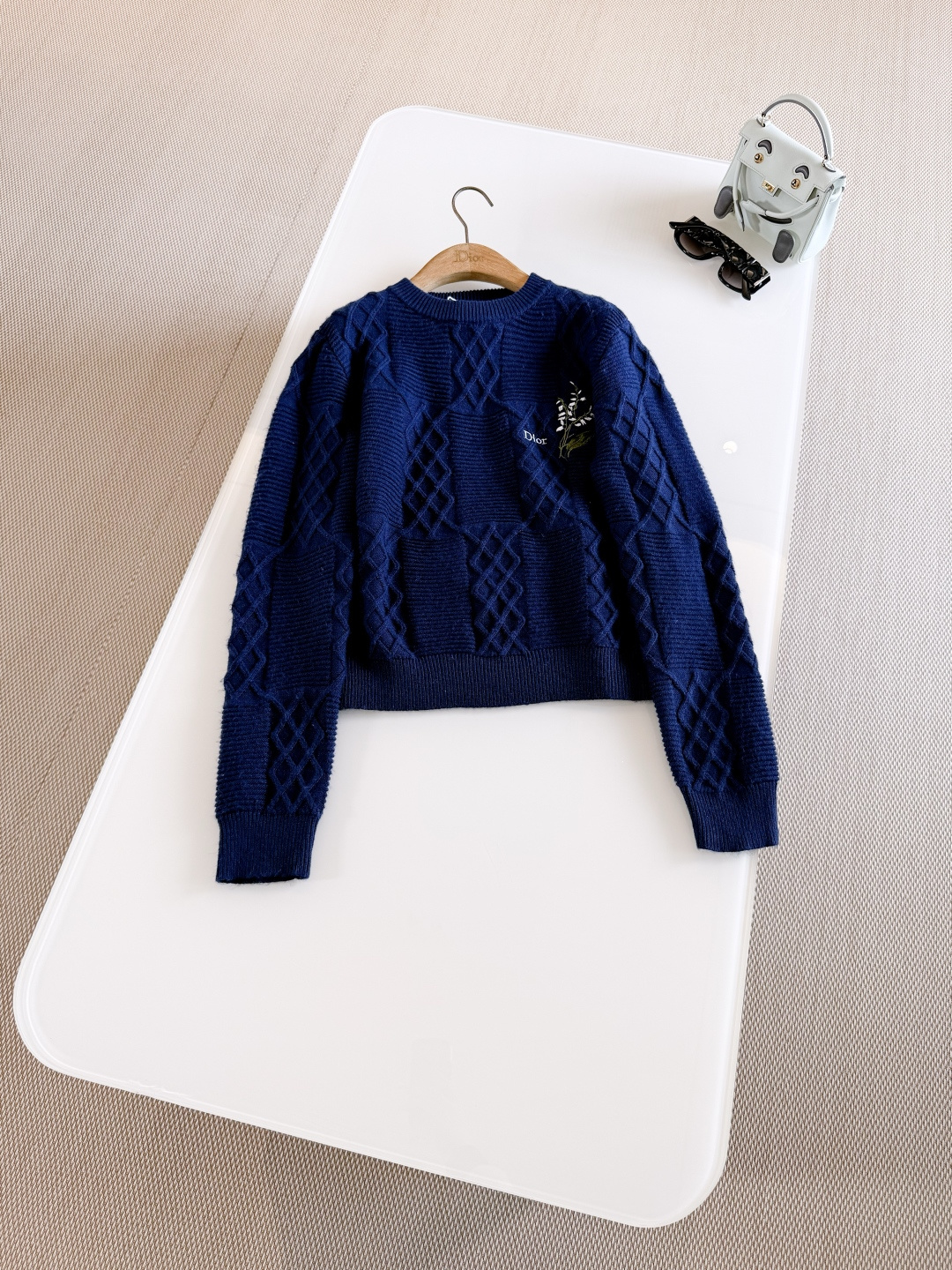 _dFT9sEbON5PZZ41_UNQRp2HdaE8s_0amCjD9pdQ