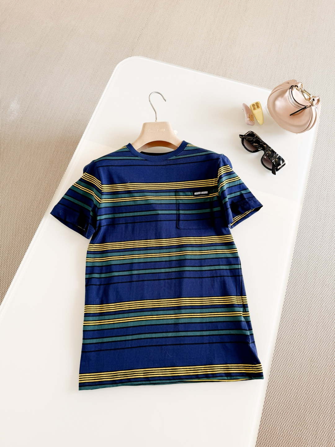 _djE9som_3_zhmDcI4OsjQEClR2_8jD-ehWIREmQ