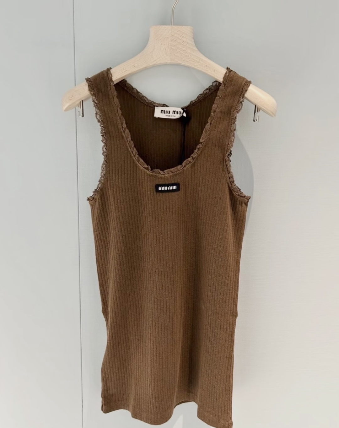 NO:802382,Brown upper body matching,,19860909棕色 上身搭配,,,Women's clothing