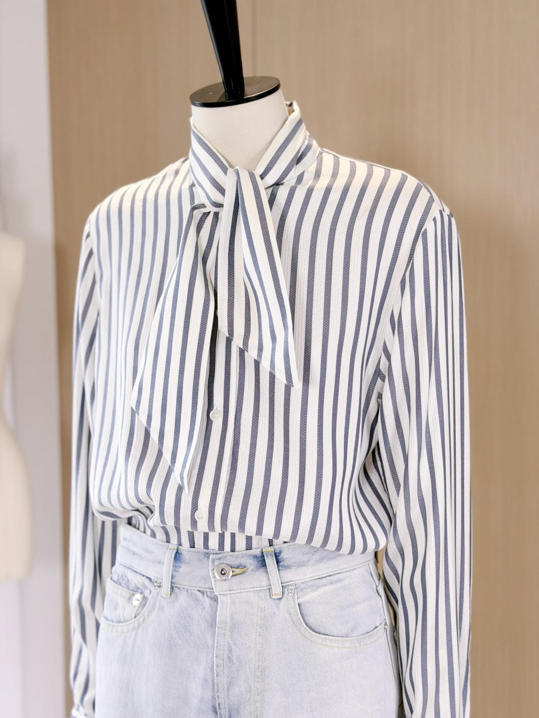 NO:841601,Big picture details,,19860909大图 细节,,,Women's clothing