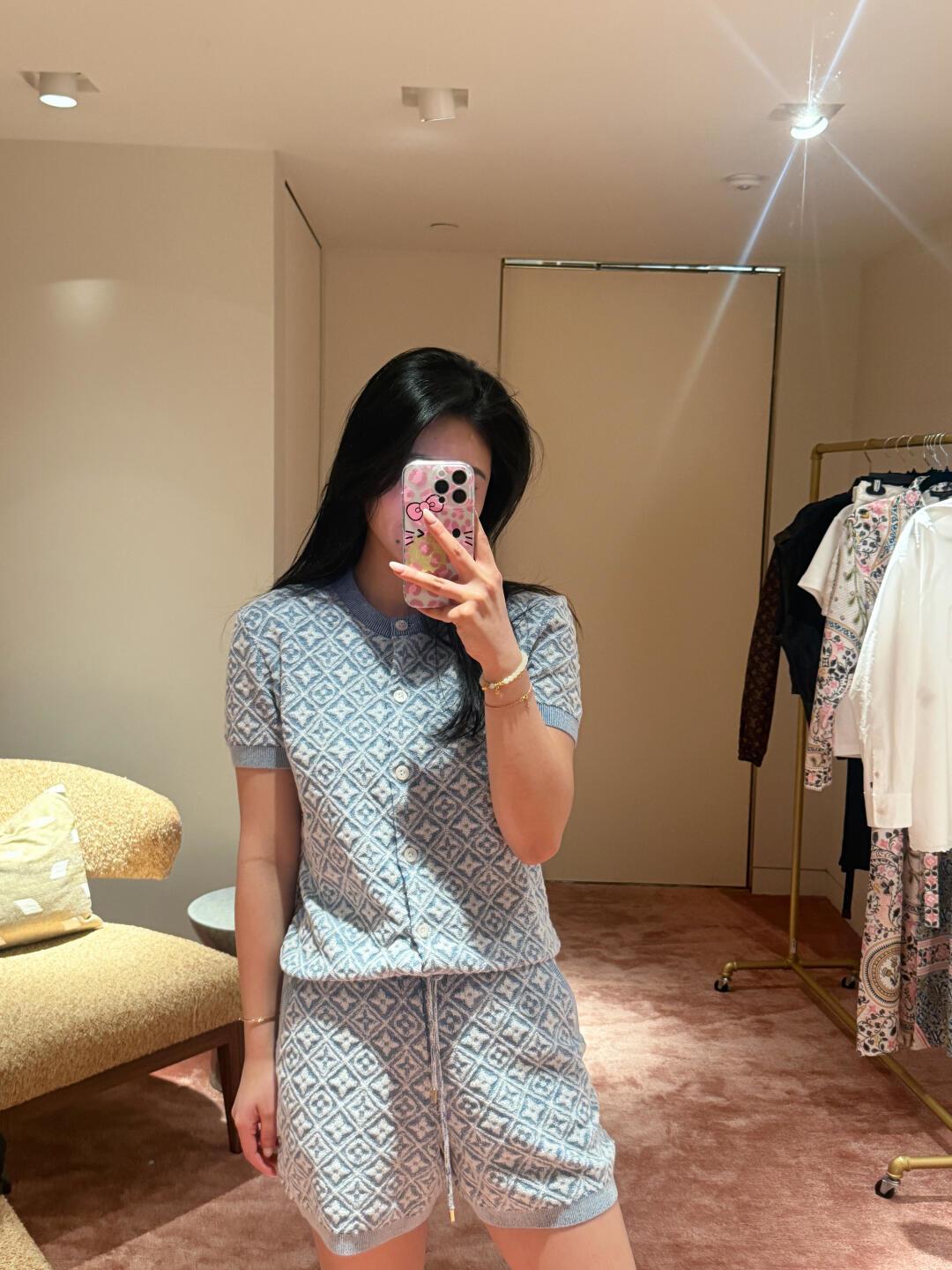NO:868547,Pair with look,,19860909搭配 look,,,Women's clothing