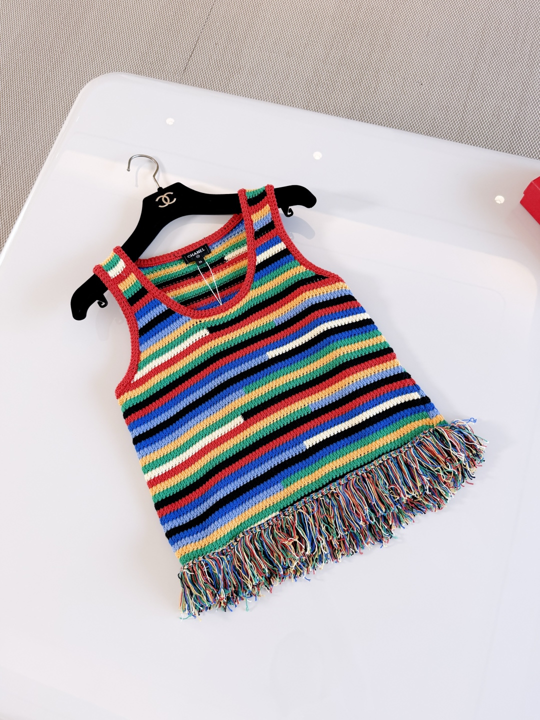 NO:868557,CHA 26S Colorful Sand Thread Crocheted Knitted Vest Coco Beach Series Rainbow Striped Crocheted Vest Handmade Crochet Craft Soft Cotton Fabric, Colorful Stripes + Tassel Hem Full of Summer Vacation Atmosphere Top Quality Sale,,19860909CHA 26S 彩色沙线钩花针织背心 Coco Beach系列彩虹条纹钩织背心 手工钩织工艺 柔软棉质面料,彩色条纹+流苏下摆 夏日度假氛围感满满 顶级品质发售,,,Women's clothing