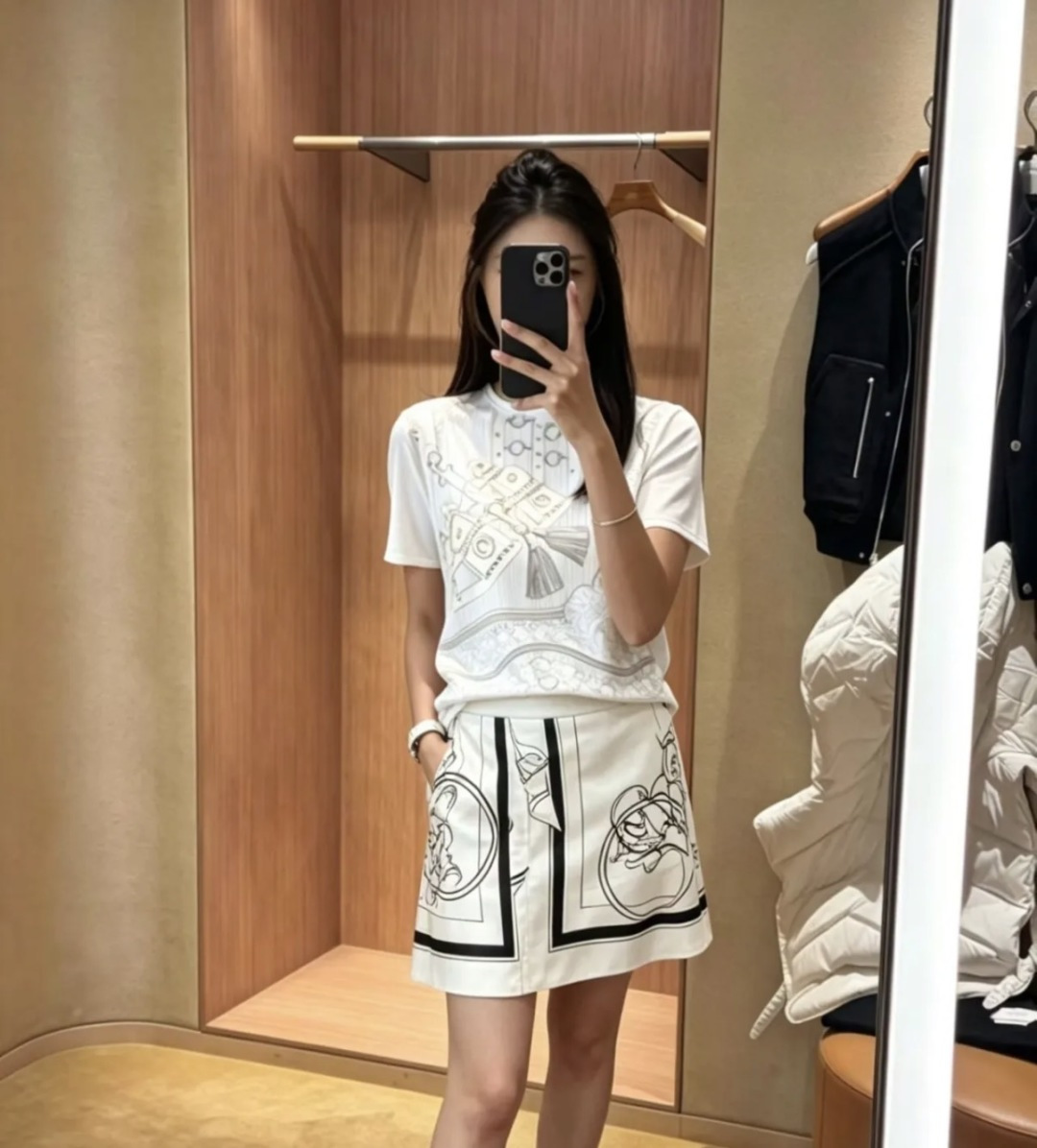 NO:873181,Pair it with the look,,19860909搭配look,,,Women's clothing