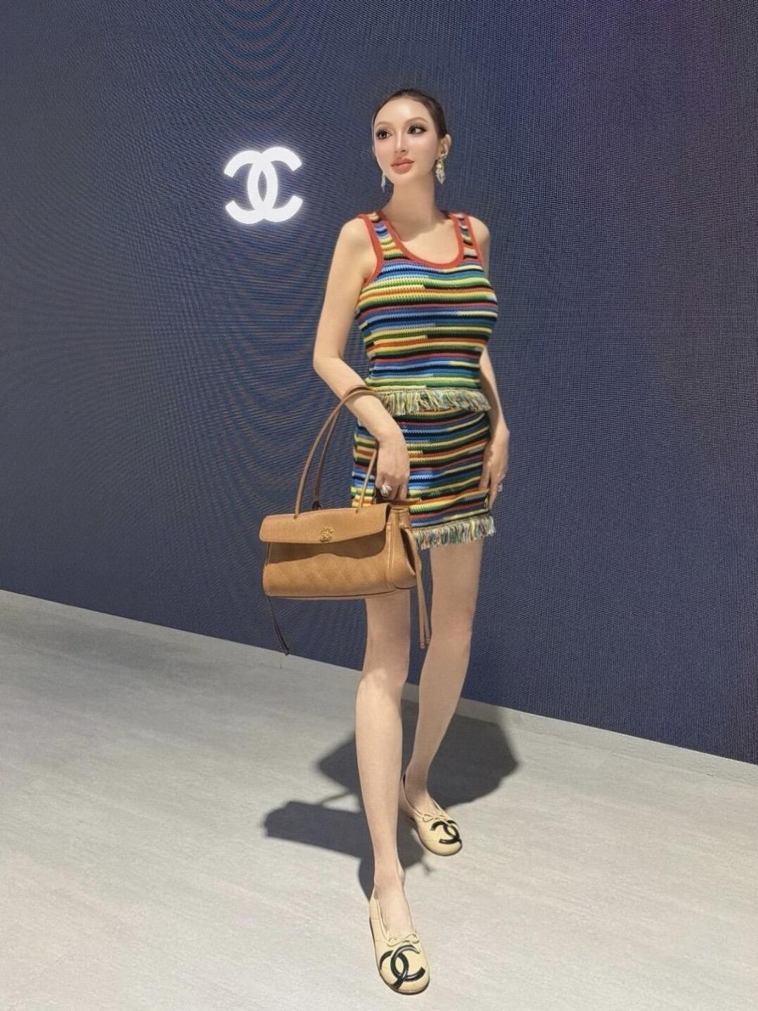 NO:877258,Pair it with the look,,19860909搭配look,,,Women's clothing