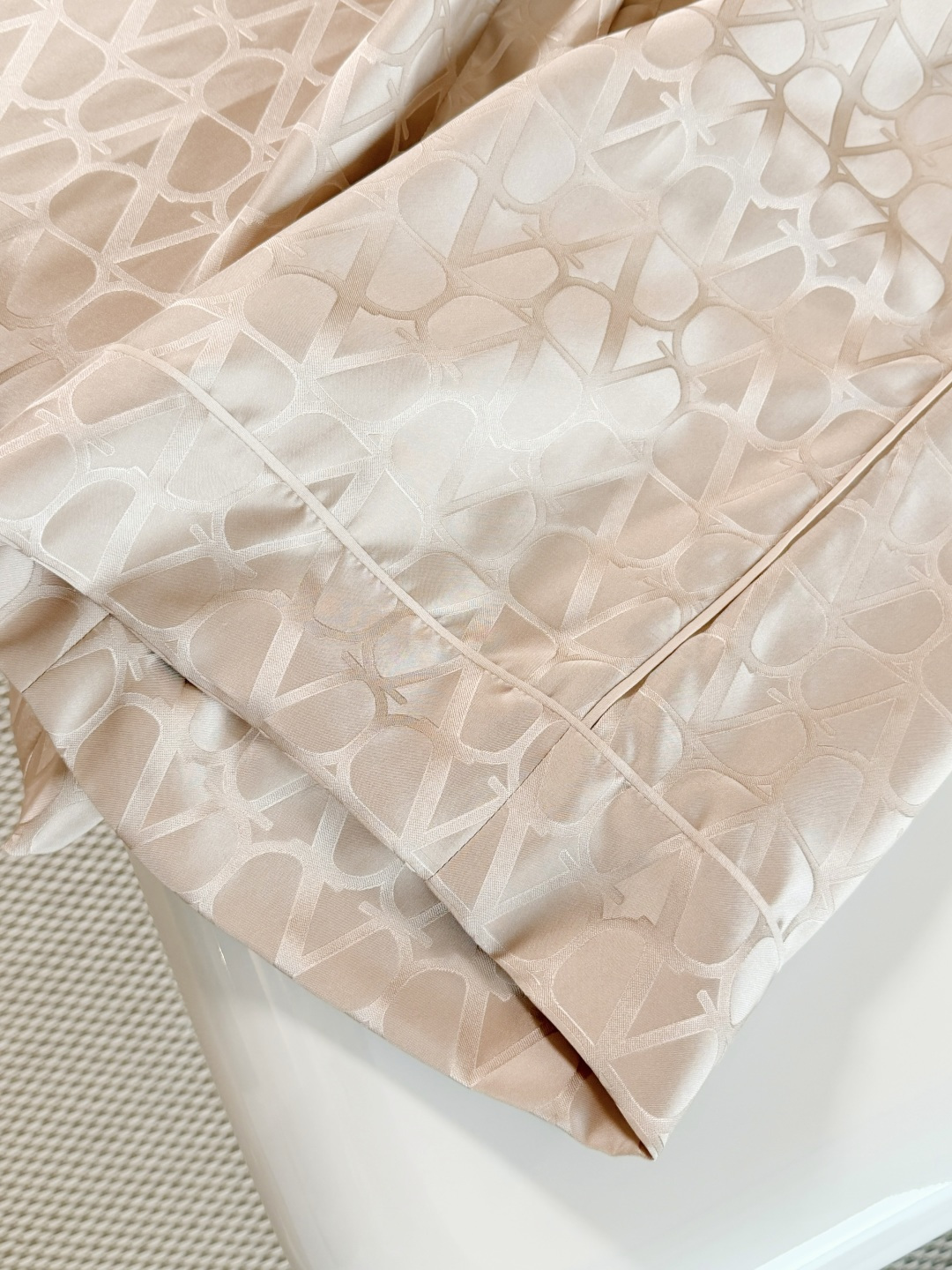 NO:893103,Three-dimensional silhouette on the side, high-elastic drawstring waist strap, three-dimensional back pocket,,19860909侧面立体廓形 高弹力抽绳腰围绑带 后背立体口袋,,,Women's clothing