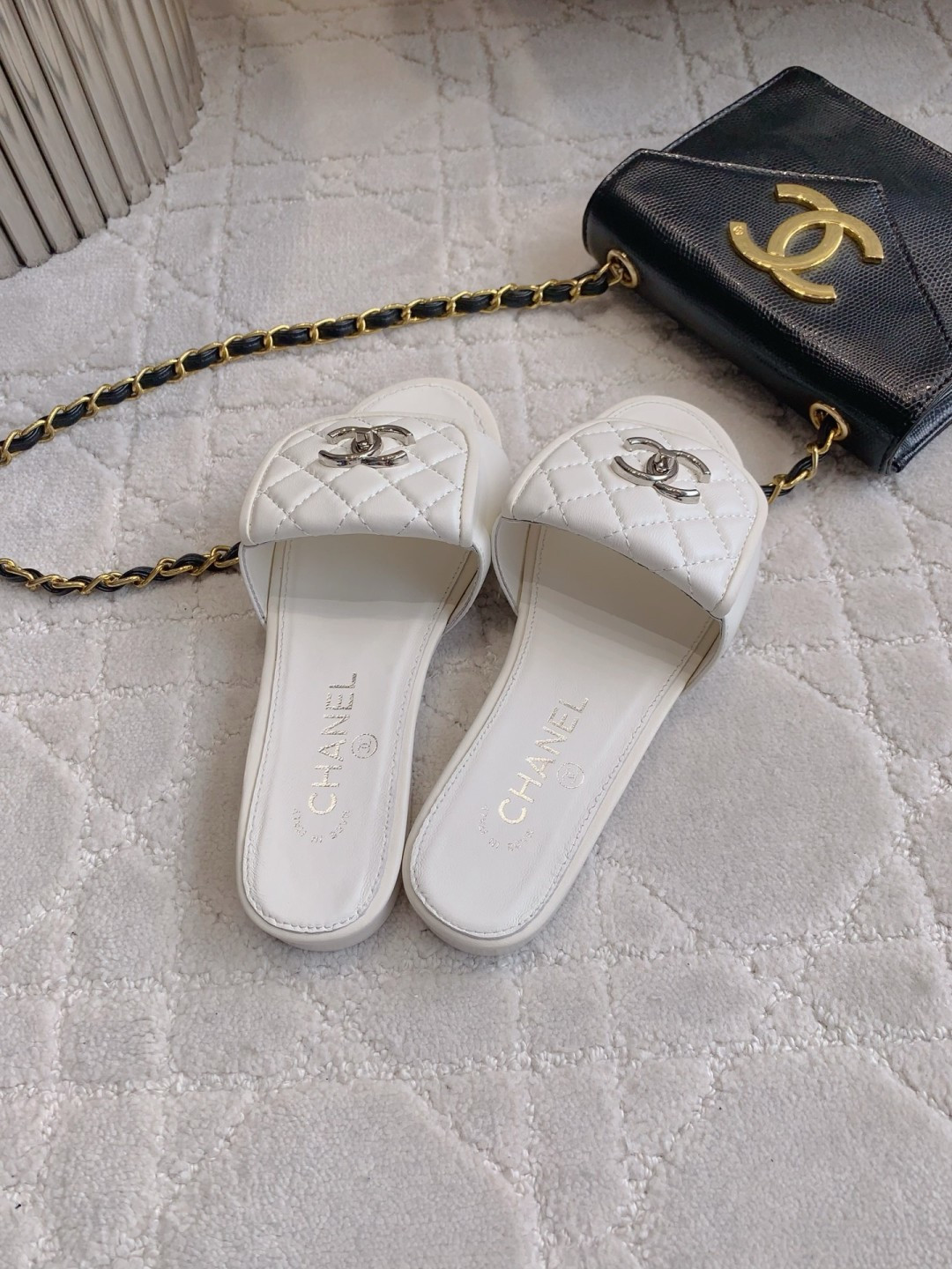 Chanel 特价 断码 不退换 38