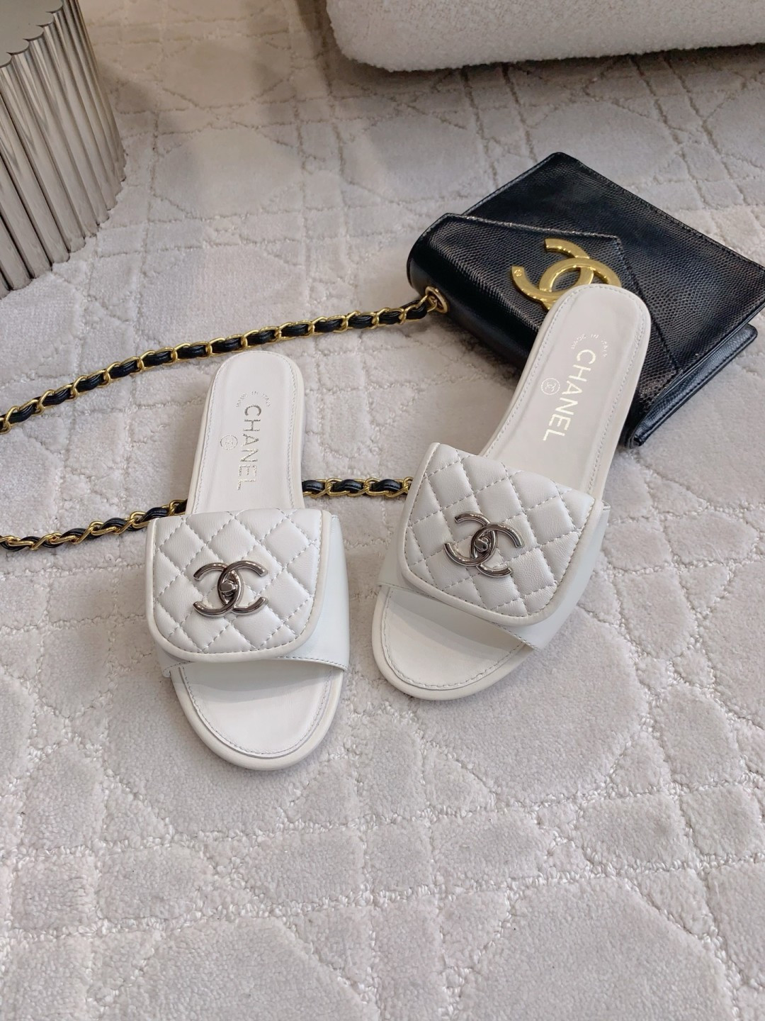 Chanel 特价 断码 不退换 38