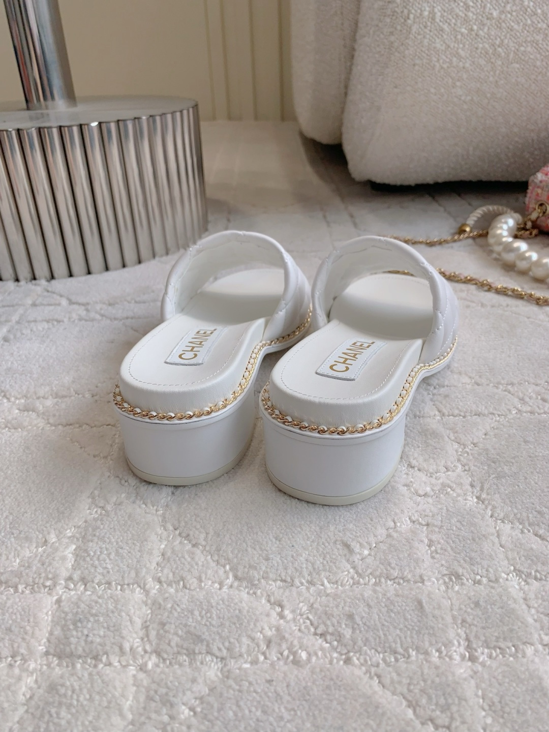 Chanel 特价 断码 不退换 38