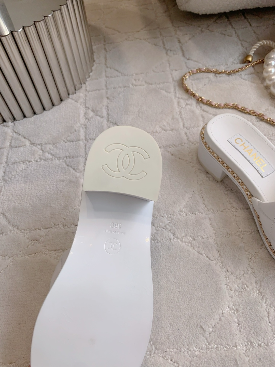Chanel 特价 断码 不退换 38
