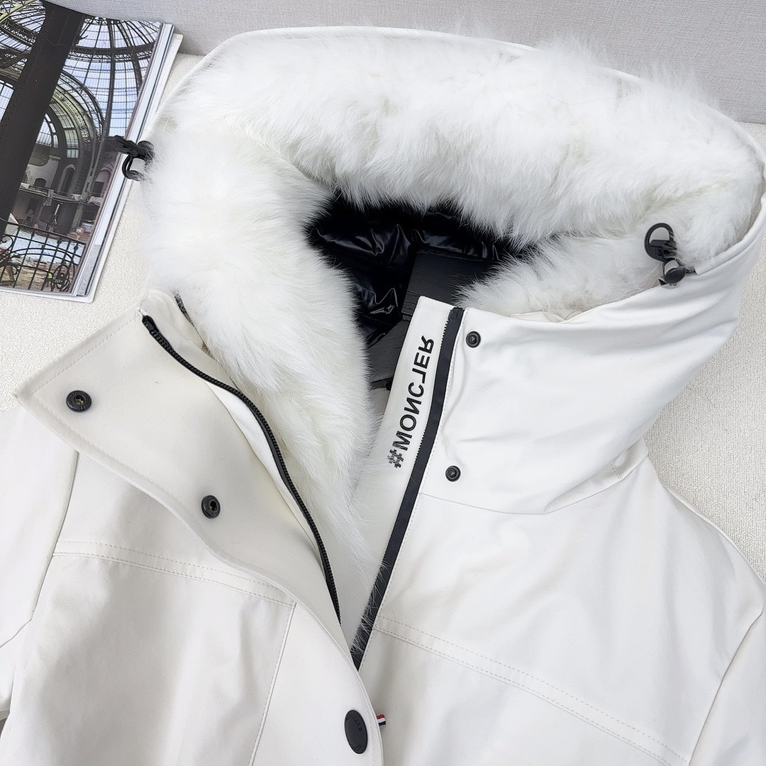 原单品质 MC 25Ss———秋冬最新款经典Celac短款收腰羽绒滑雪服 🖤定制超级无敌 进口芬兰狐狸大