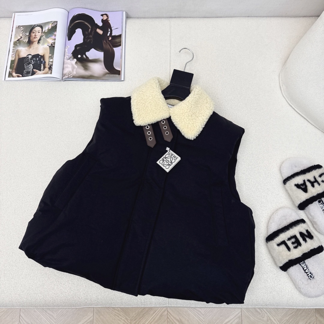 爆款推荐 原单品质 loe 25Ss———秋冬新款拼羊羔毛领面包羽绒服马甲💛 超可爱宽松气球廓形 版型绝