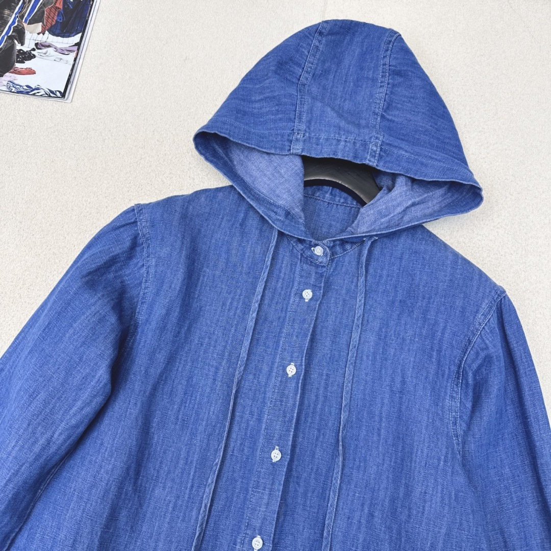 独家首发 lp🆕 24Ss———早秋最新款连帽牛仔衫 💙气质随性优雅 宽松剪裁版型不挑人 可甜可盐上身潇