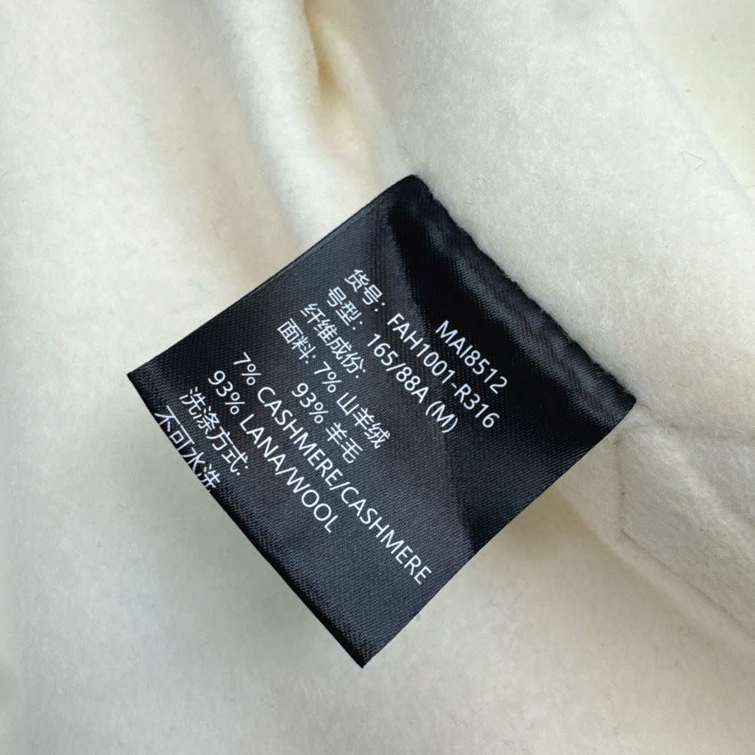 高奢老钱风穿搭 lp🆕 25Ss————秋冬最新款气质翻领单排扣手工羊绒长款大衣外套🖤两侧开叉设计优雅随