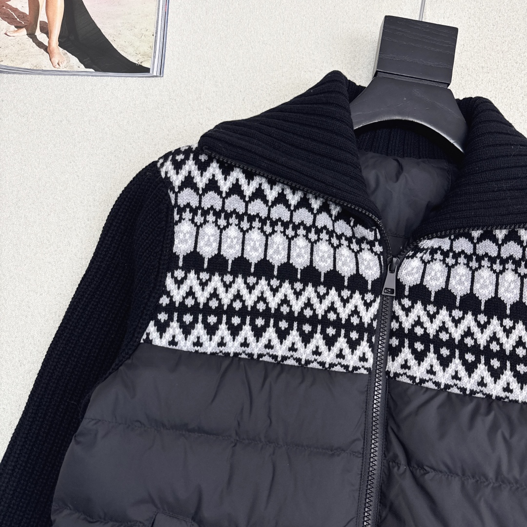 独家款～～lp🆕 25Ss———秋冬最新款羊毛拼接羽绒服🖤 国标进口90白鸭绒填充 轻盈舒适自带发热保暖