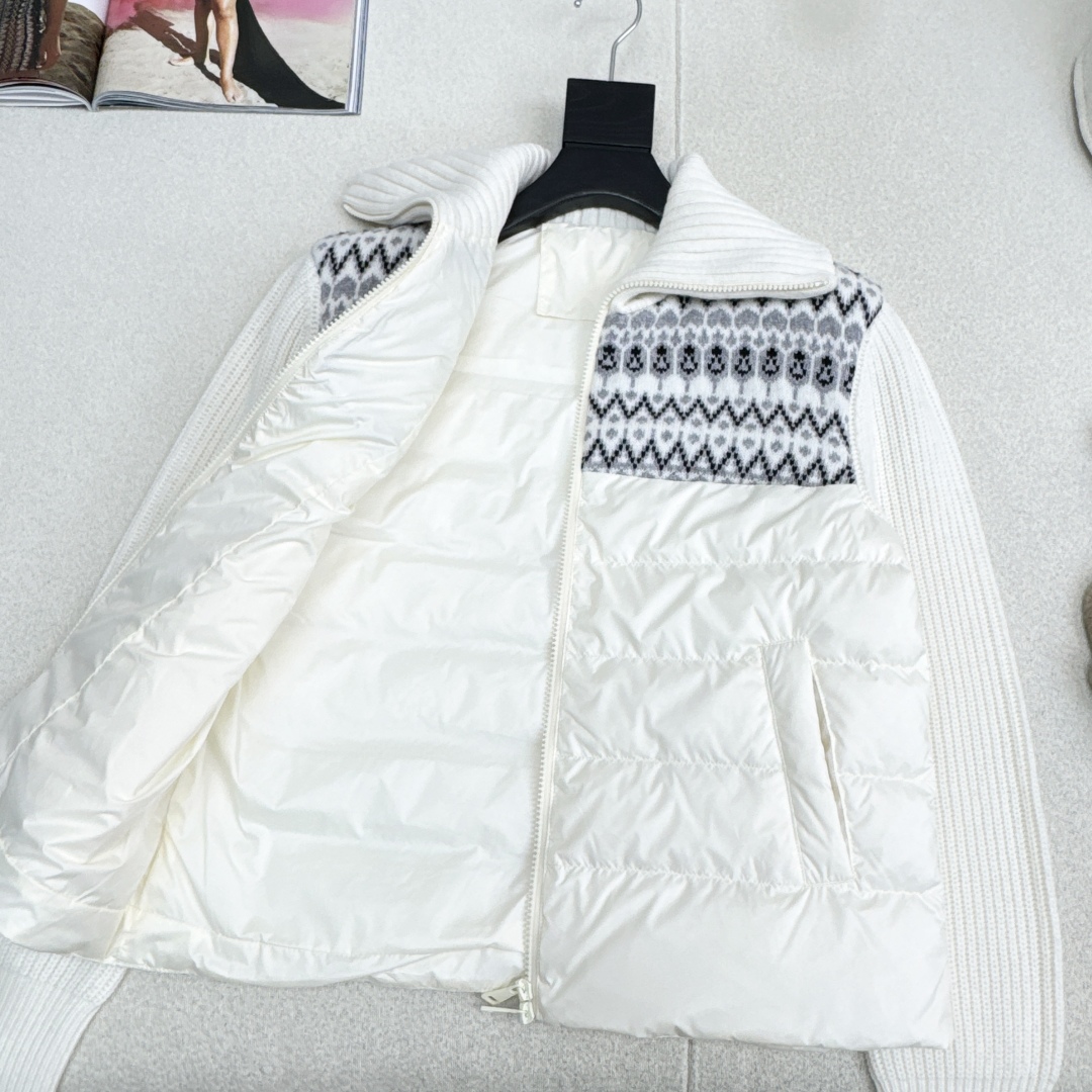 独家款～～lp🆕 25Ss———秋冬最新款羊毛拼接羽绒服🖤 国标进口90白鸭绒填充 轻盈舒适自带发热保暖
