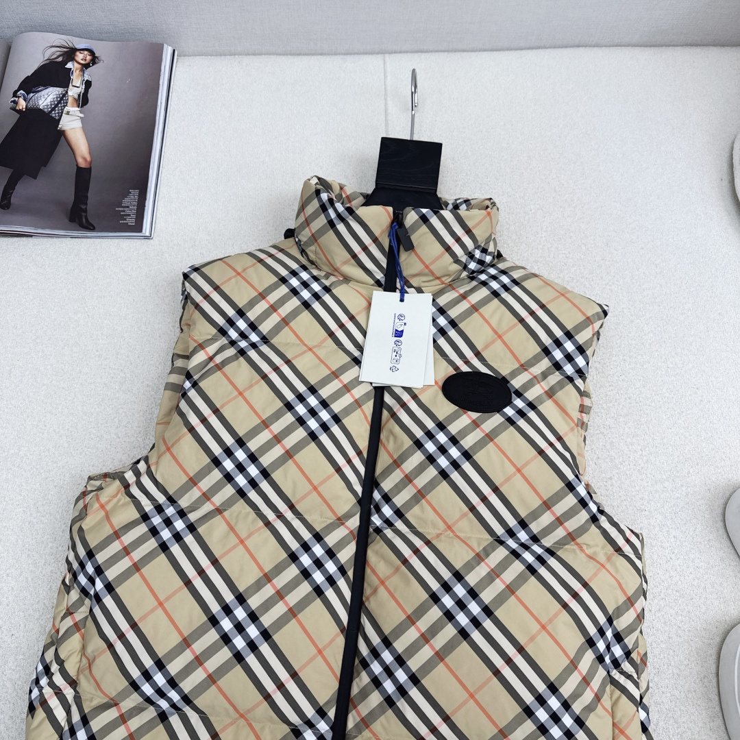 Bur 25Ss———秋冬最新款Vintage格纹立领绒服马甲 格子控必入高级时髦单品 立体剪裁立领拉链