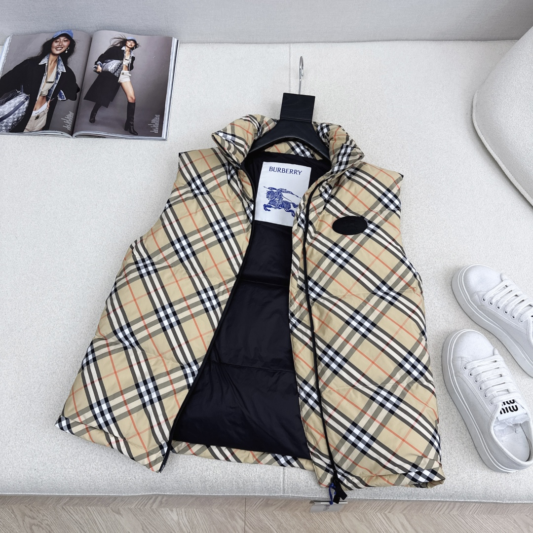 Bur 25Ss———秋冬最新款Vintage格纹立领绒服马甲 格子控必入高级时髦单品 立体剪裁立领拉链