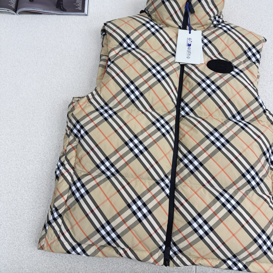 Bur 25Ss———秋冬最新款Vintage格纹立领绒服马甲 格子控必入高级时髦单品 立体剪裁立领拉链