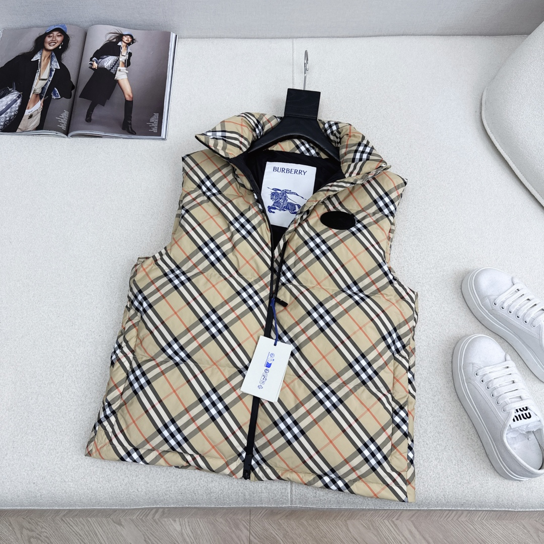Bur 25Ss———秋冬最新款Vintage格纹立领绒服马甲 格子控必入高级时髦单品 立体剪裁立领拉链