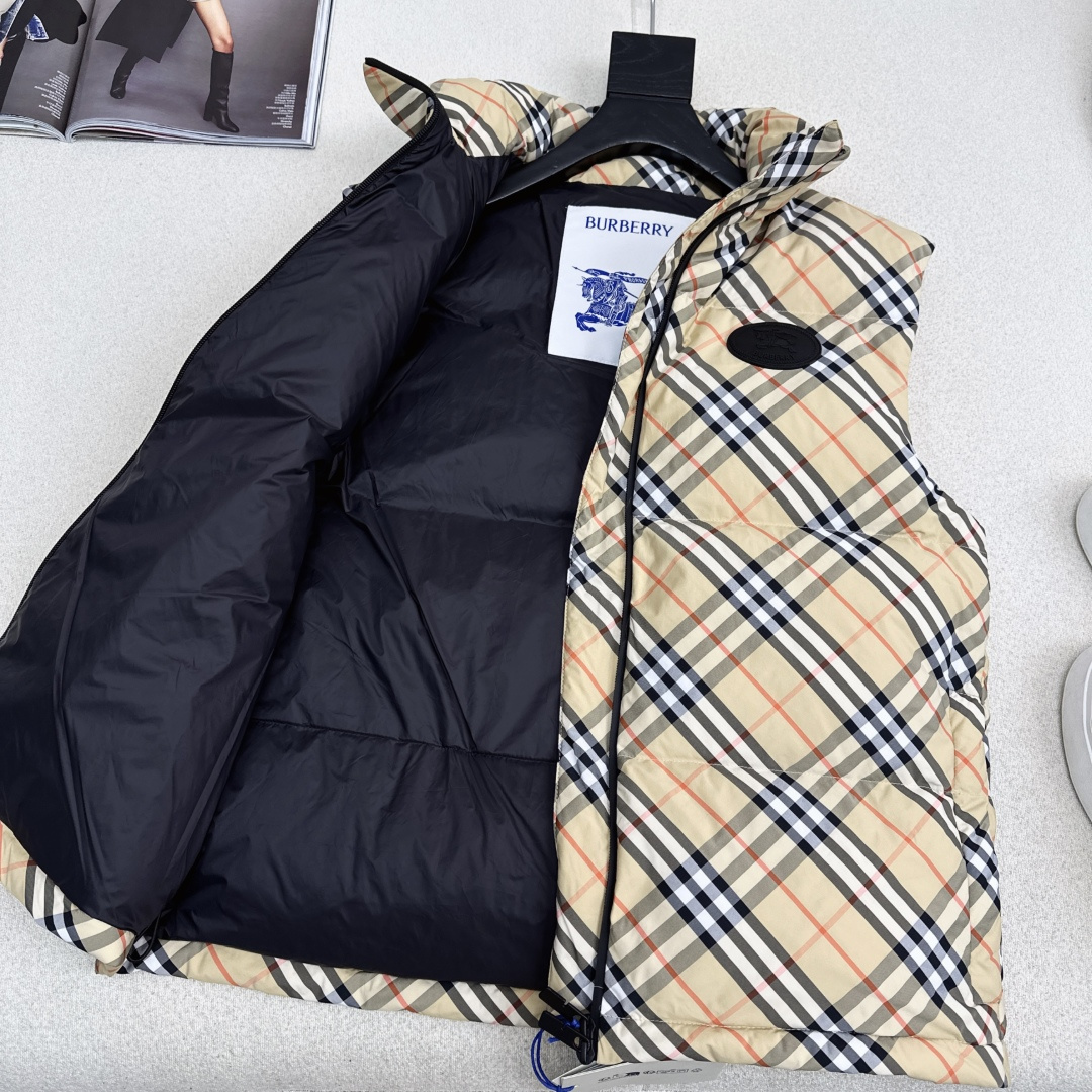 Bur 25Ss———秋冬最新款Vintage格纹立领绒服马甲 格子控必入高级时髦单品 立体剪裁立领拉链