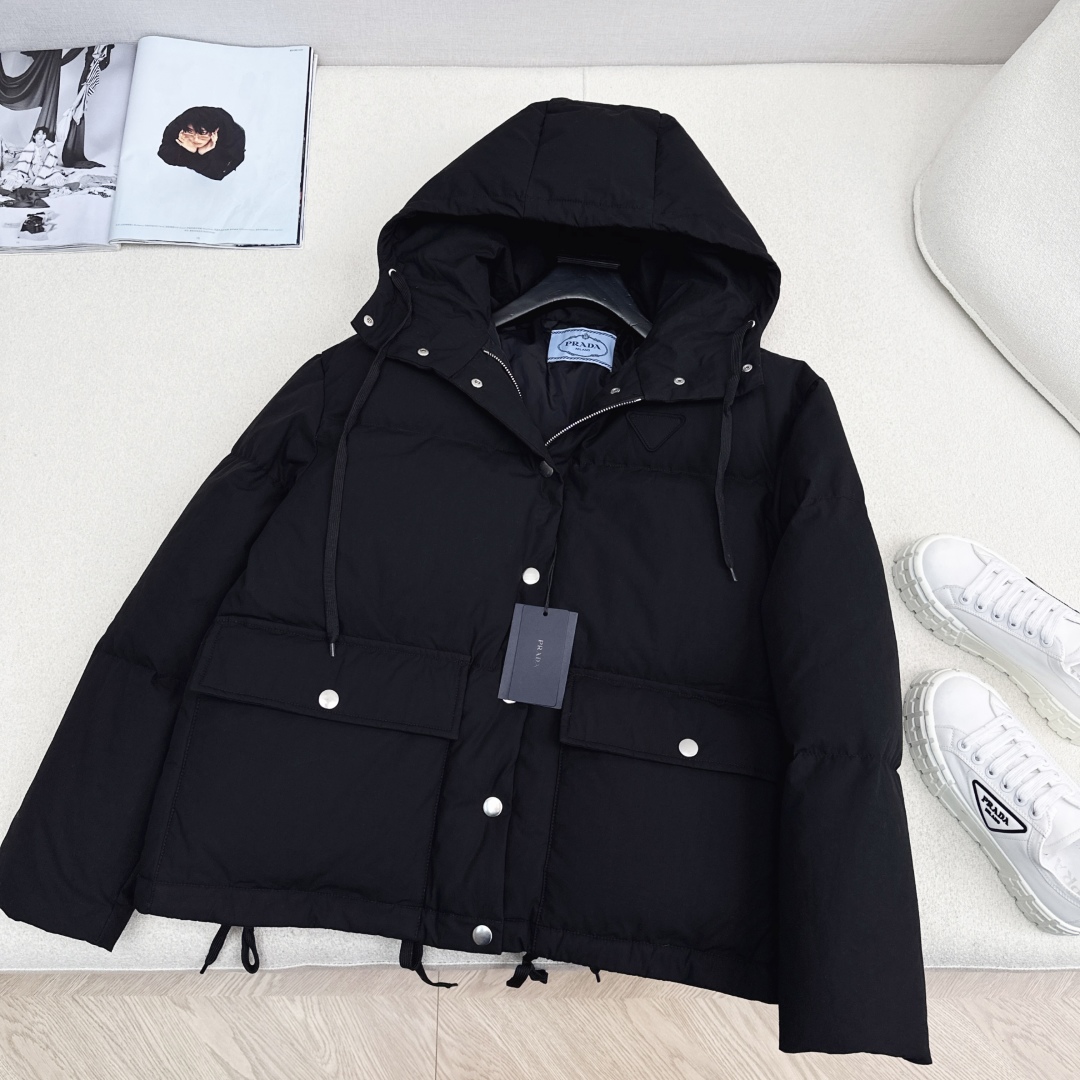PD 25Ss———秋冬最新款中长款连帽面包羽绒服外套🤍经典宽松廓形版型不挑人 帅气减龄时髦百搭上身显瘦