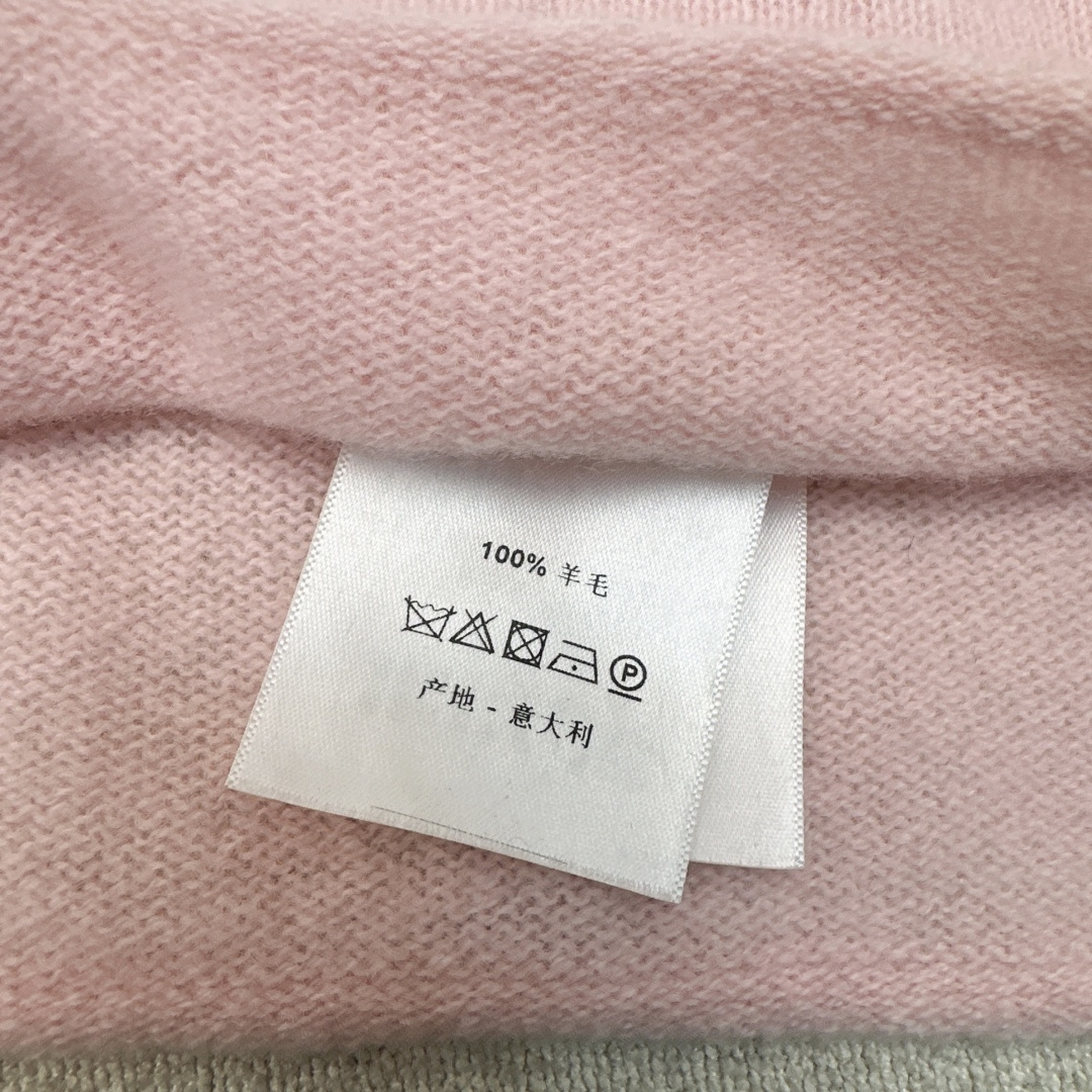 lp🆕 25Ss———秋冬最新款慵懒风羊毛套装🤍小V领套头毛衣+松紧腰直筒裤 百分百精纺羊毛纱线面料 简