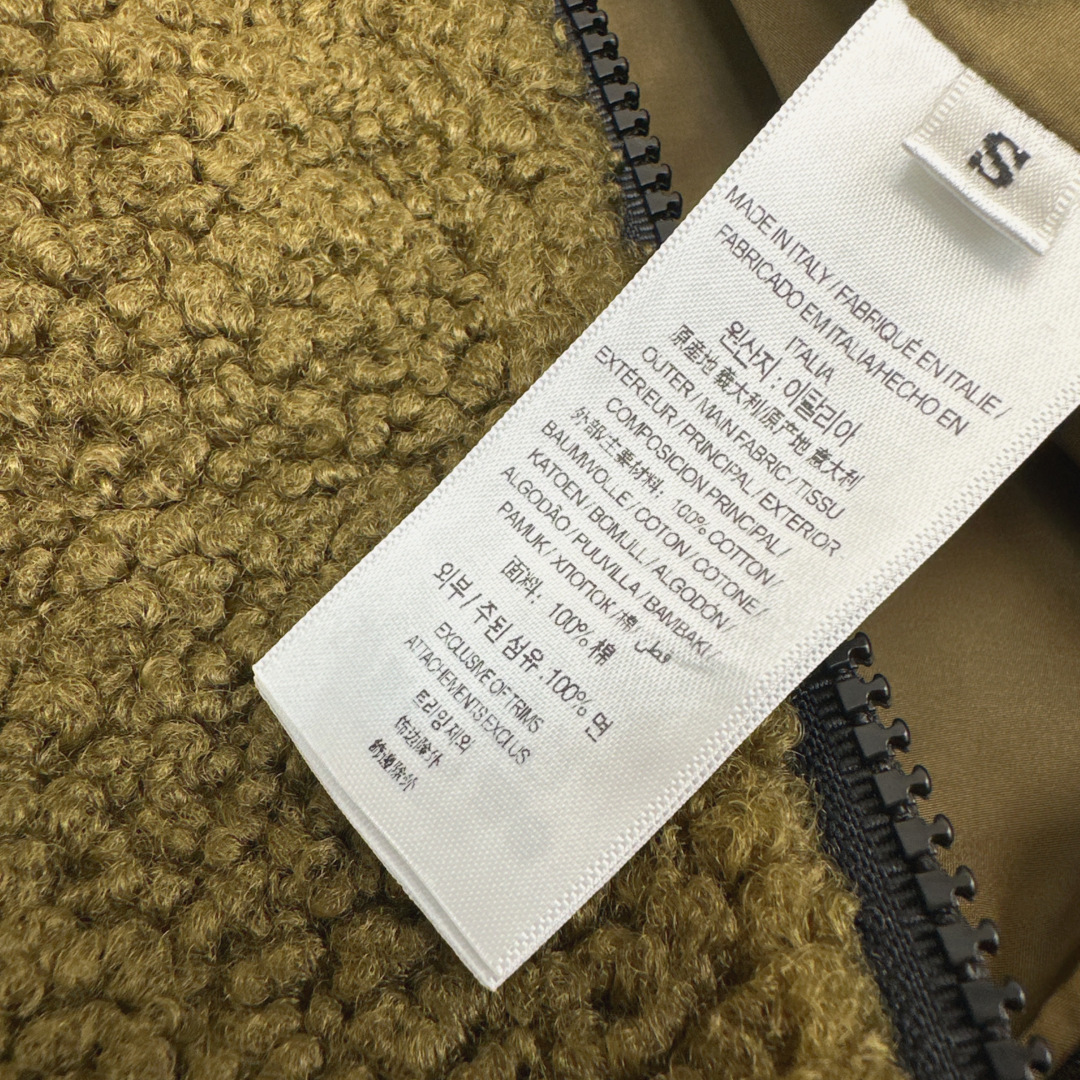 Bur 25SS———秋冬新品摇粒绒泰迪熊立领外套 胸前黑色圆形logo装饰有辨识度又吸睛 立领拉链设计