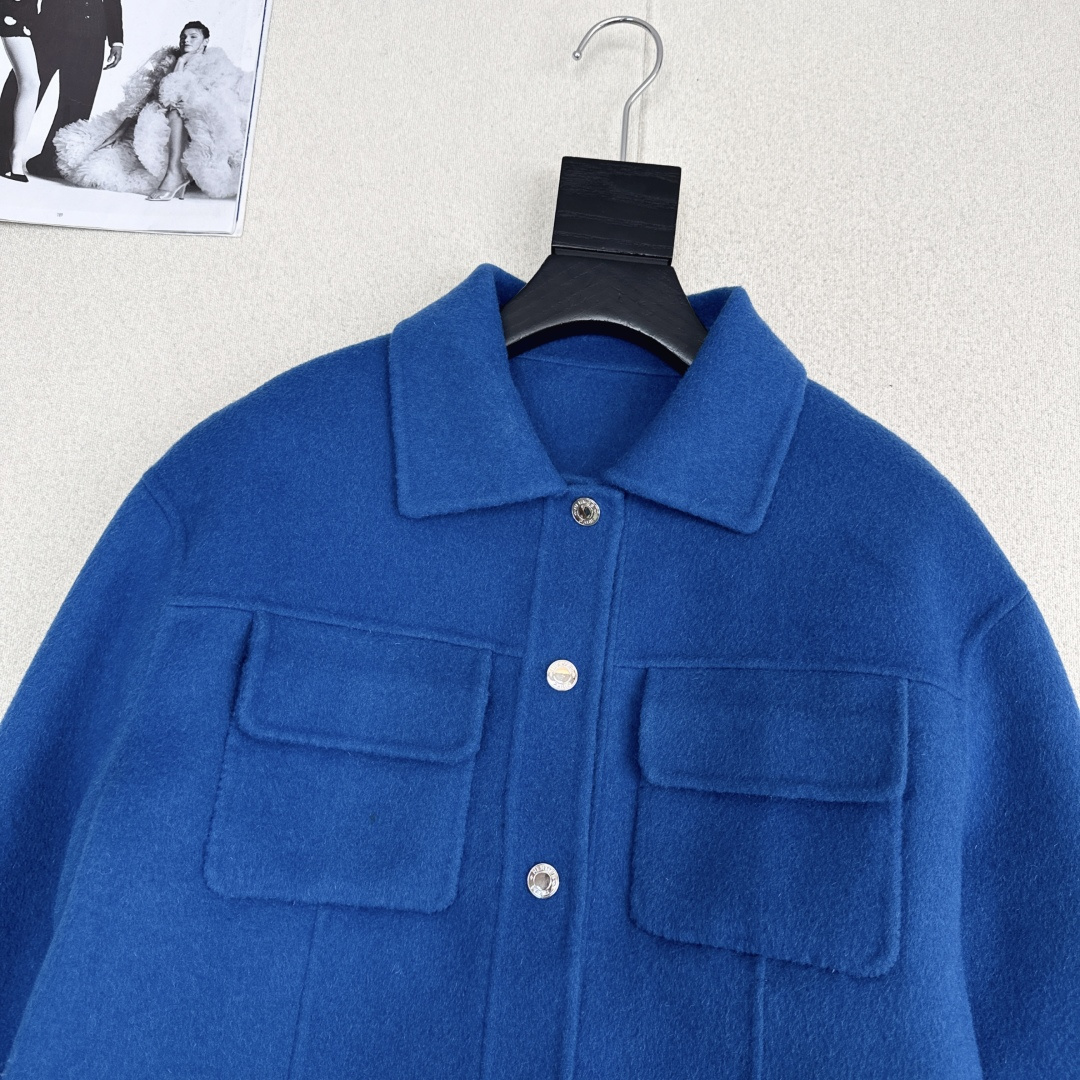 独家款～ Her 25Ss————秋冬最新款夹克版型羊绒短外套🩵纯手工制作～ 经典H收摆小短款版型优雅帅