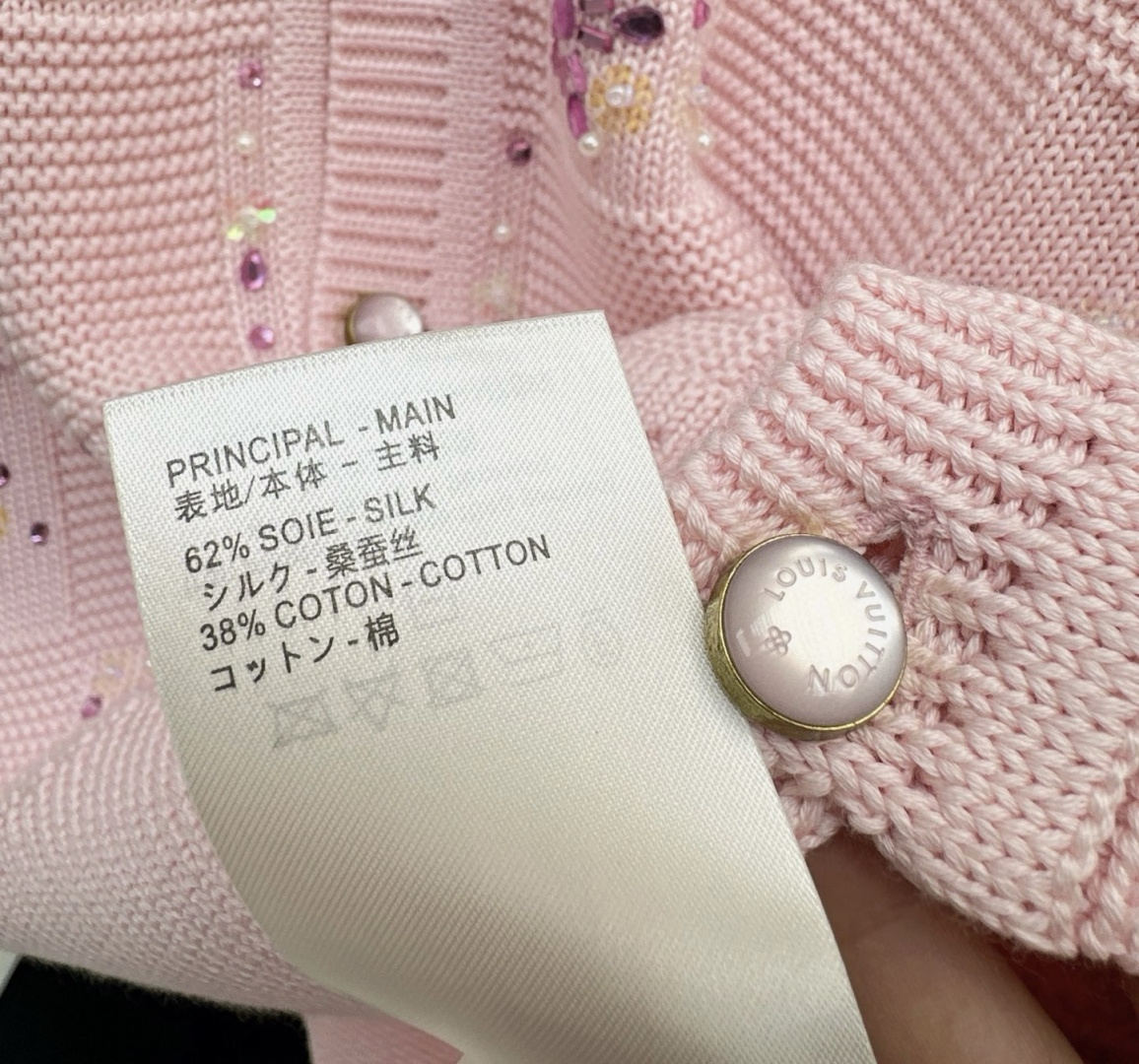 男女同款 25Ss————秋冬最新款联名Nigo系列Monogram花㚏烫钻花重工定珠开衫外套🩷重工定位