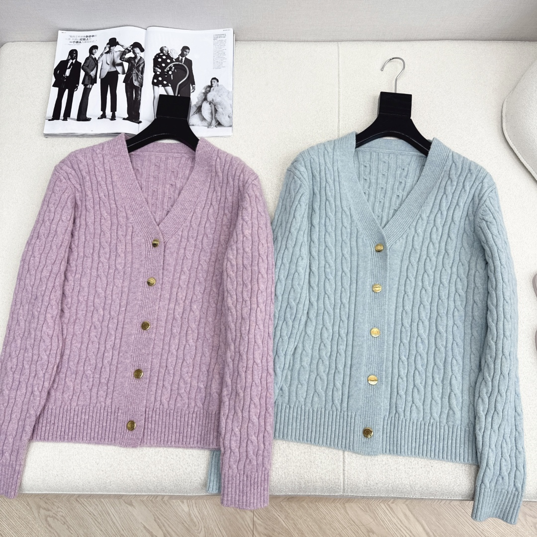 独家款～ lp🆕 25Ss————秋冬最新款老钱风穿搭气质V领羊毛外套💜高知感穿搭Look～ 品质控必入