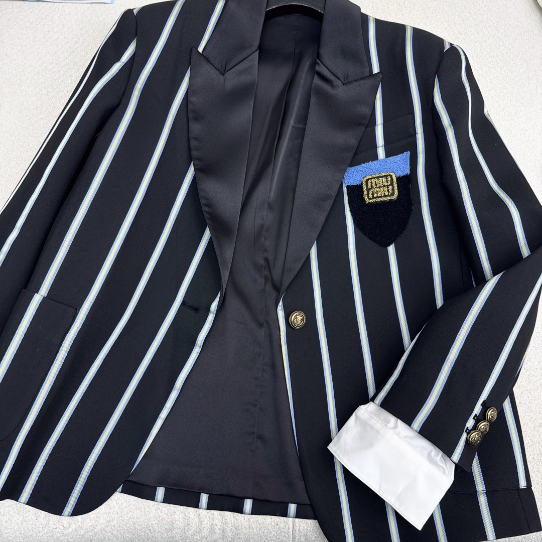 Miu Miu Striped Wool Blazer, Single-Button Closure, and Logo Patch 7 cmp i1758824418920 1386 0 6