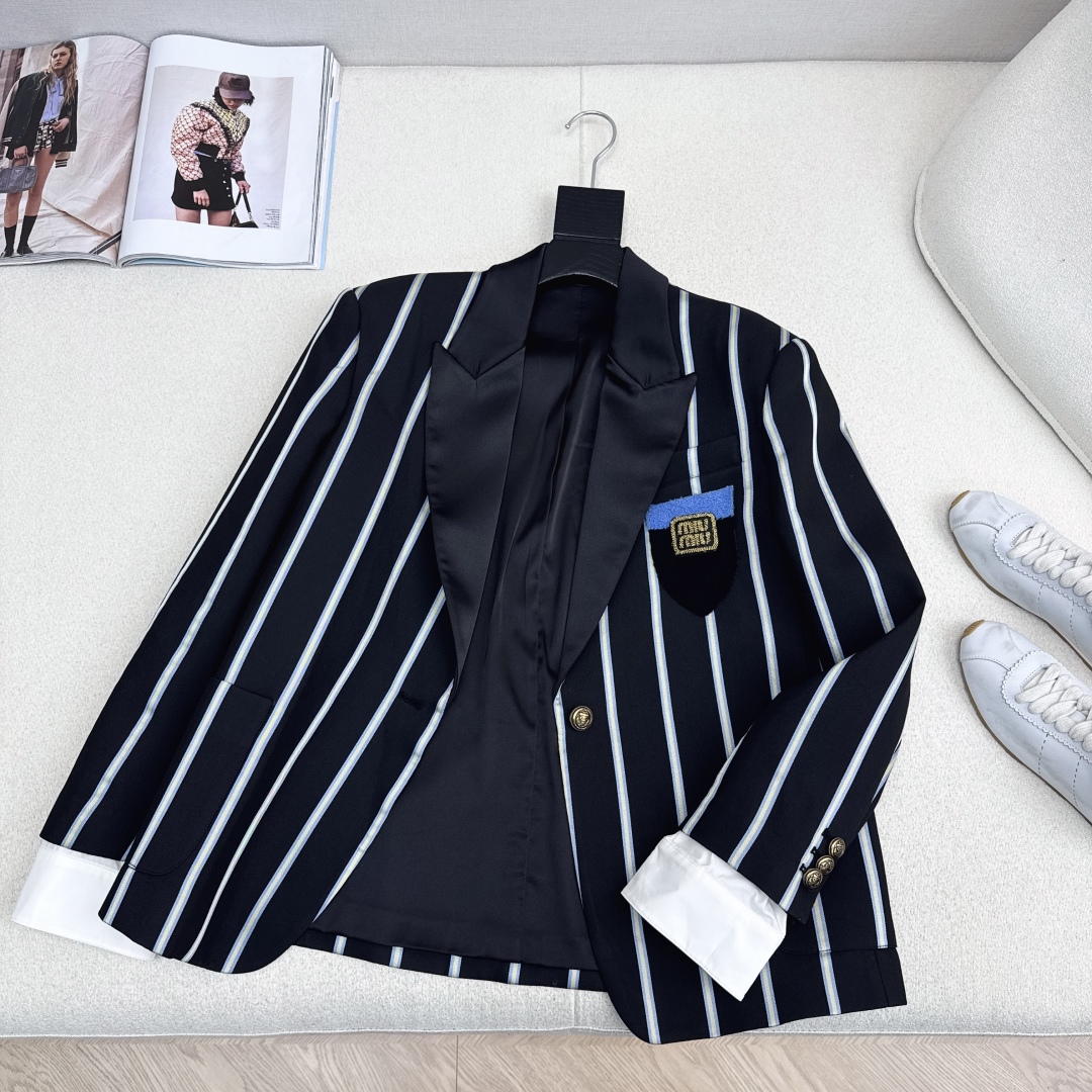 Miu Miu Striped Wool Blazer, Single-Button Closure, and Logo Patch 6 cmp i1758824418920 8794 0 5