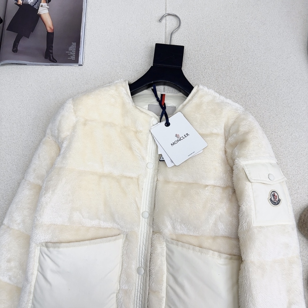 Moncler Women's Lambswool Down Jacket, Round Neck, Winter Outerwear 2 cmp i1758824993980 2975 0 1