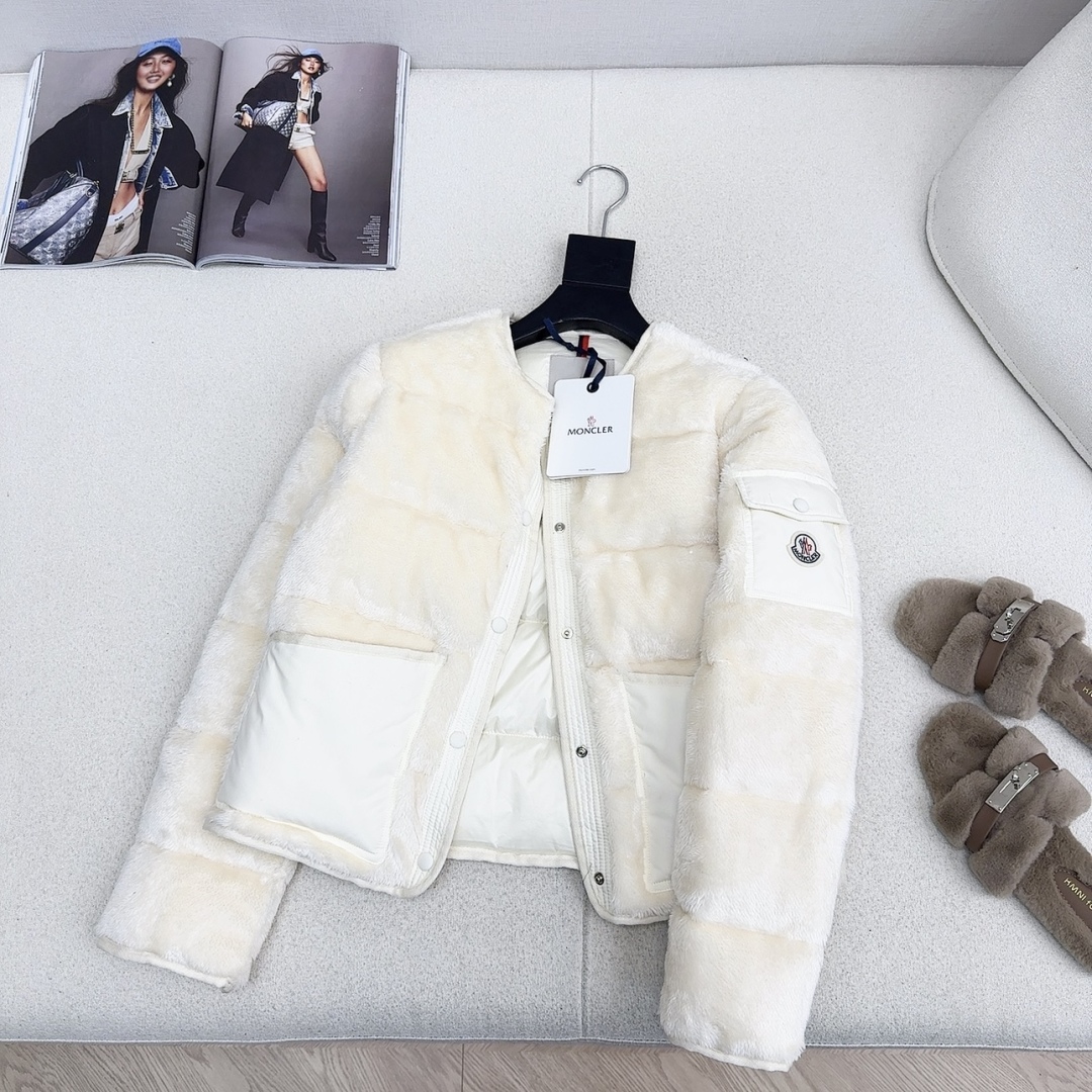Moncler Women's Lambswool Down Jacket, Round Neck, Winter Outerwear 6 cmp i1758824993980 6066 0 5