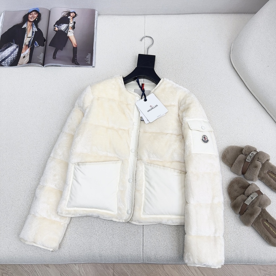 Moncler Women's Lambswool Down Jacket, Round Neck, Winter Outerwear 1 cmp i1758824994557 9462 0 0