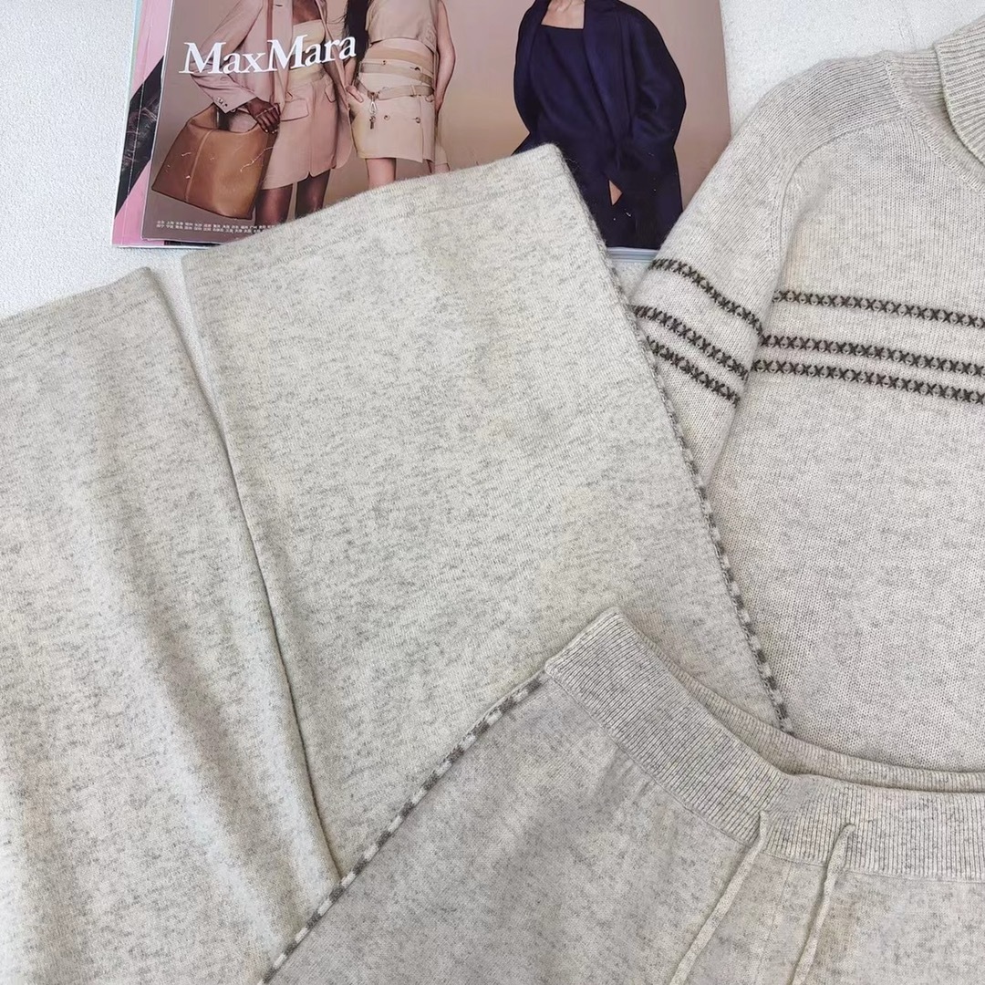 Wool Set: Stylish Knitwear for Women - Elegant Loungewear in Earth Tones 5 cmp i1758899545670 4123 0 6