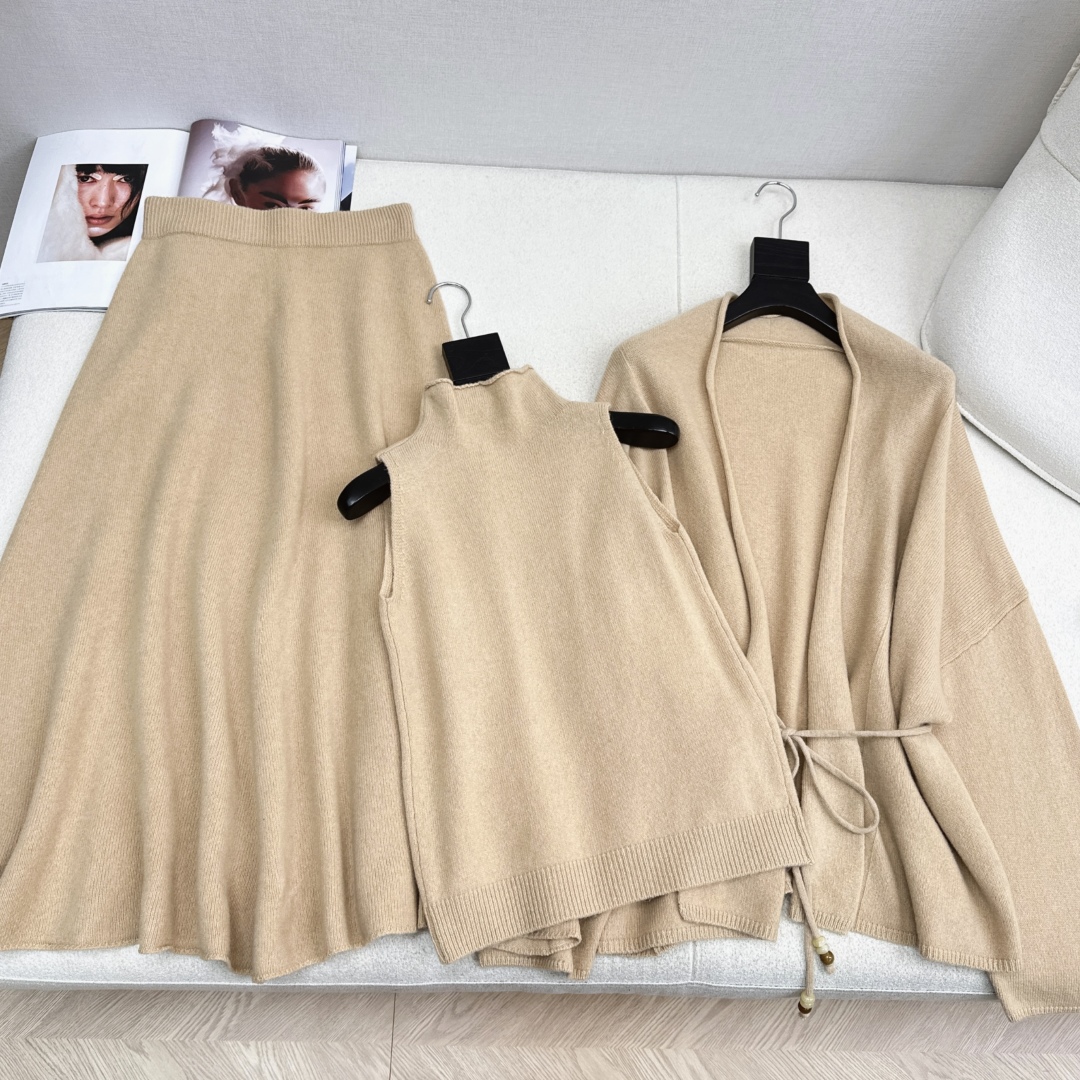 Woolen Set: Sleeveless Vest, Belted Cardigan & Skirt - Melange Color 4 cmp i1760198146394 8730 0 2